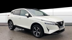 Nissan Qashqai 1.3 DiG-T MH N-Connecta 5dr Petrol Hatchback